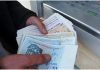 Tunisians return to saving mode
